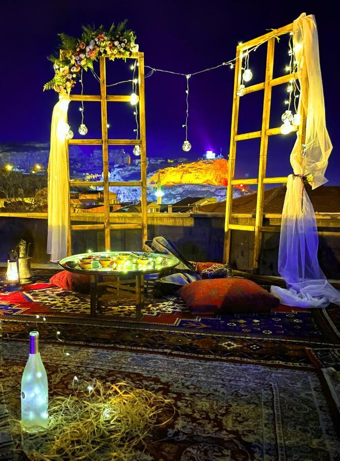 The Cave House Hotel Юргюп Екстериор снимка