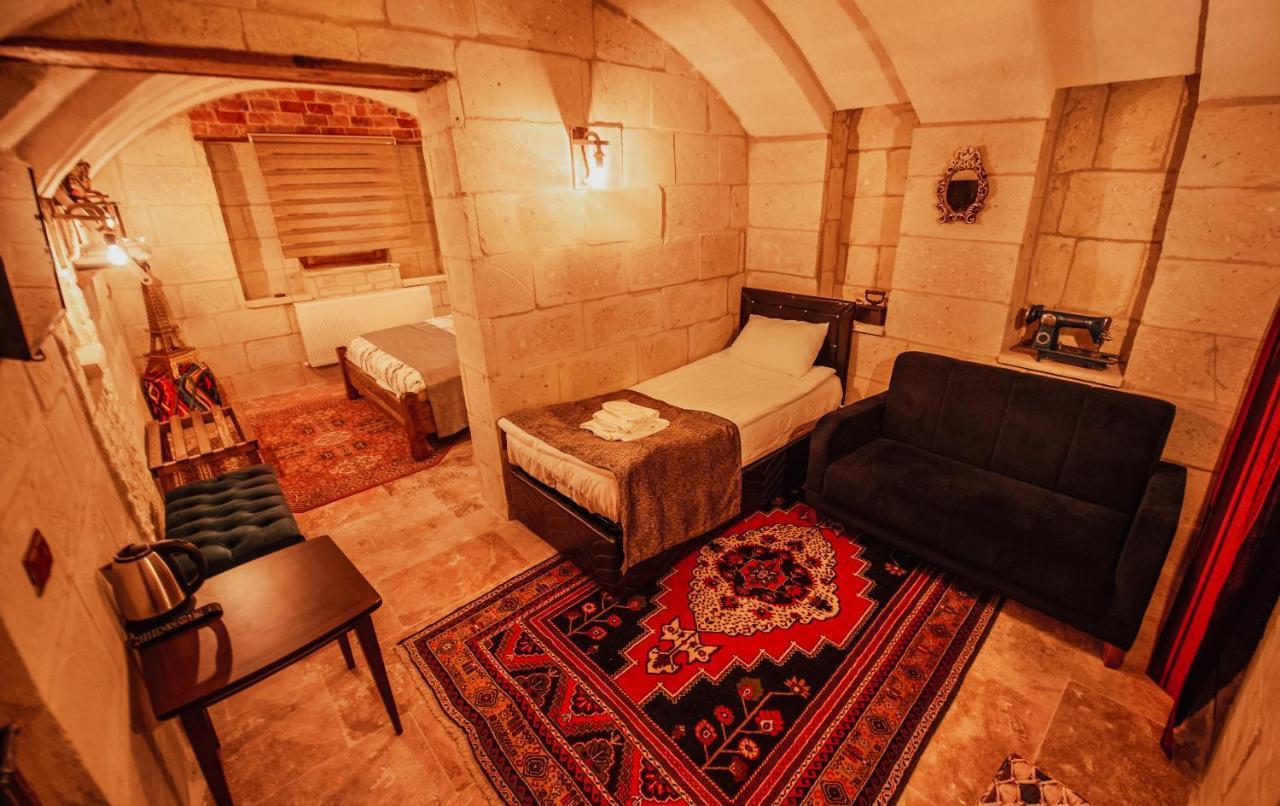 The Cave House Hotel Юргюп Екстериор снимка