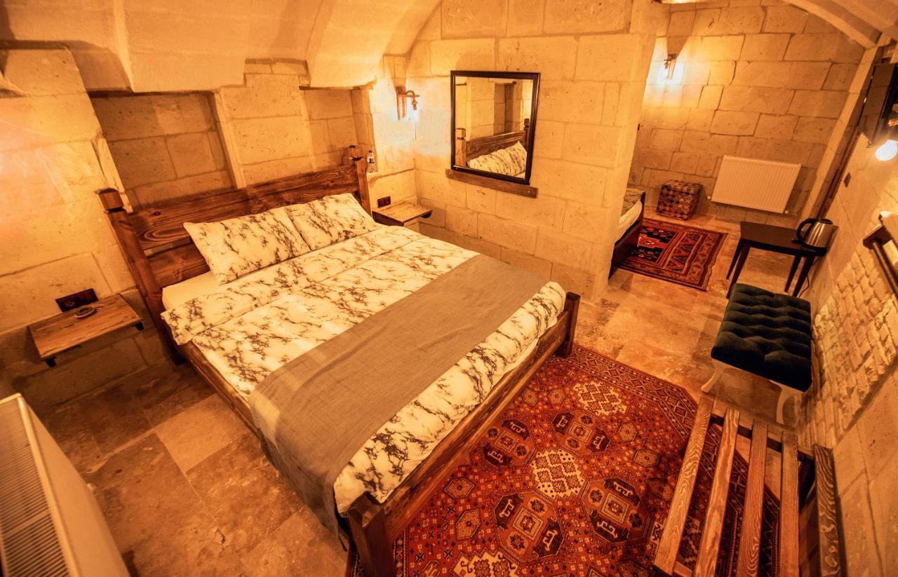 The Cave House Hotel Юргюп Екстериор снимка