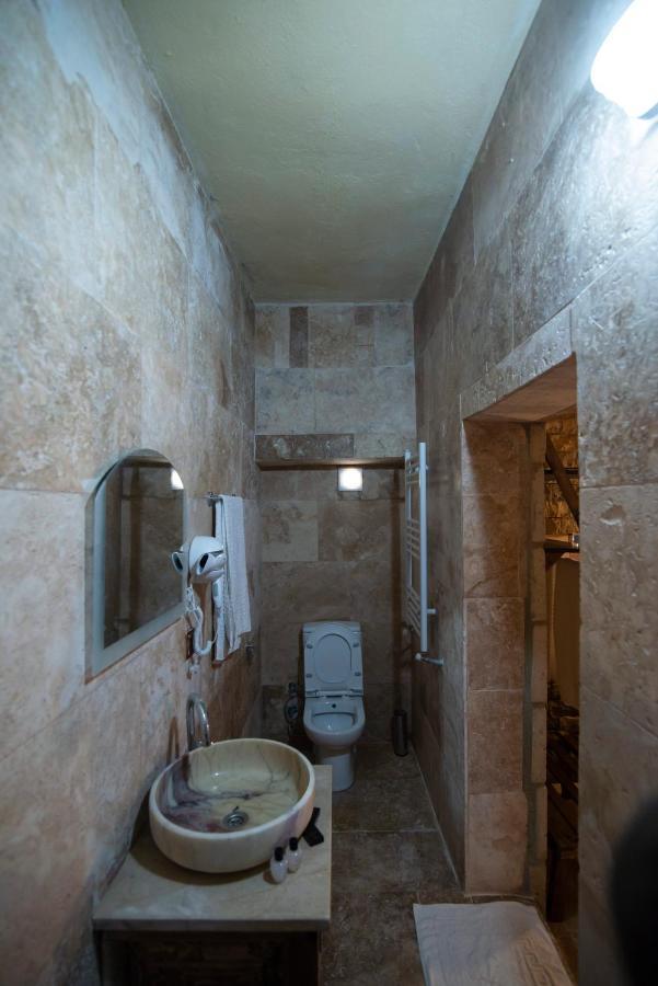 The Cave House Hotel Юргюп Екстериор снимка