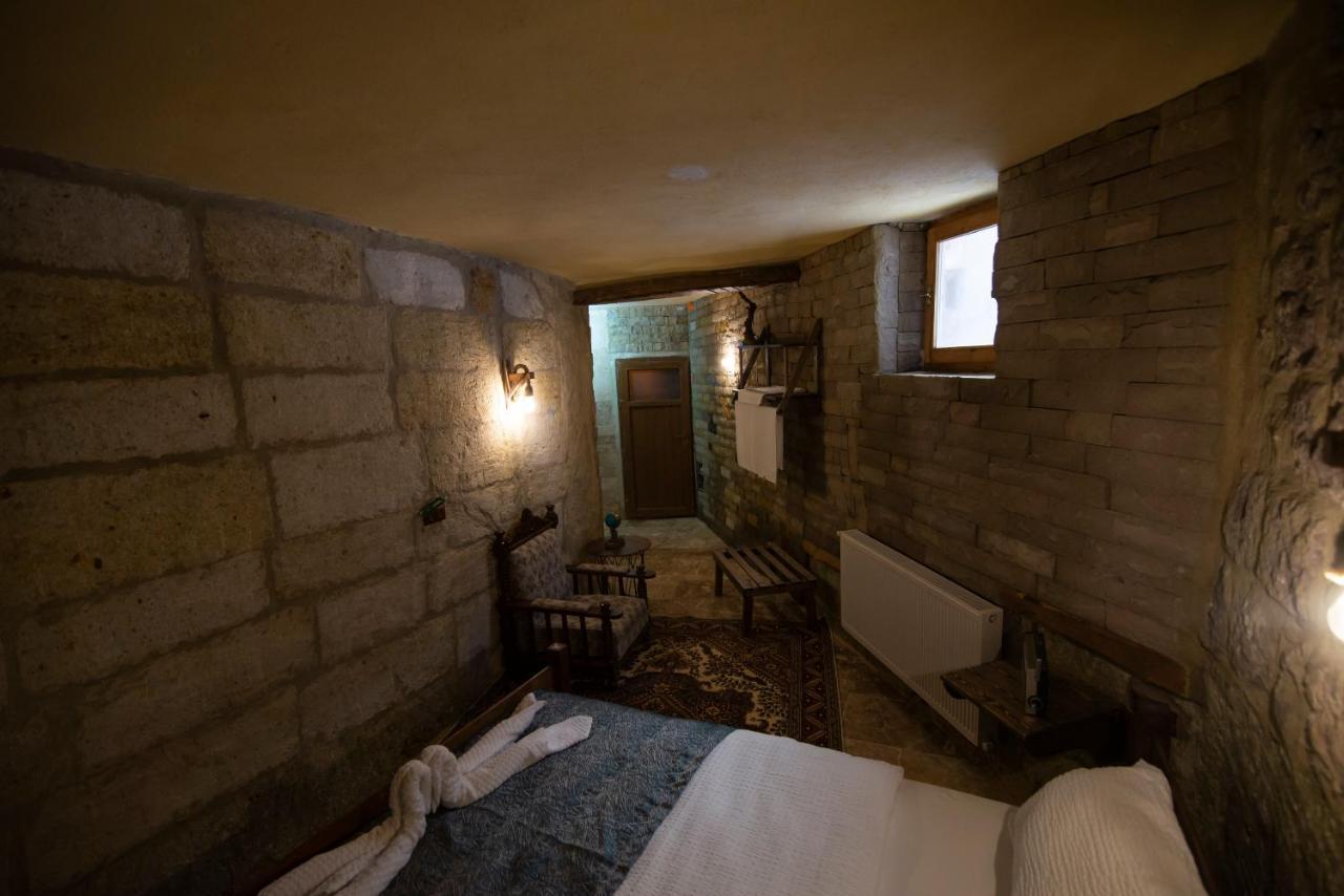 The Cave House Hotel Юргюп Екстериор снимка
