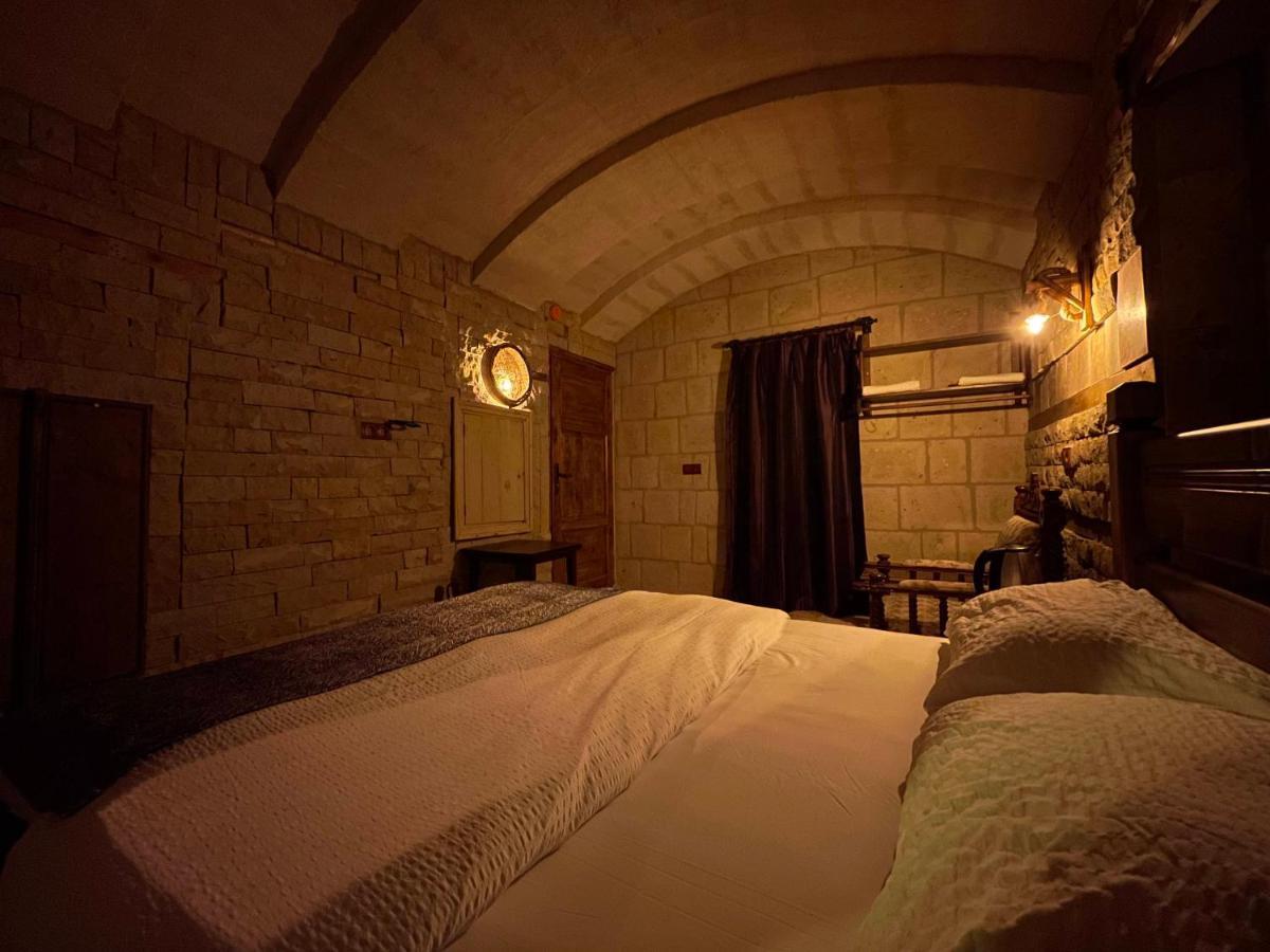 The Cave House Hotel Юргюп Екстериор снимка