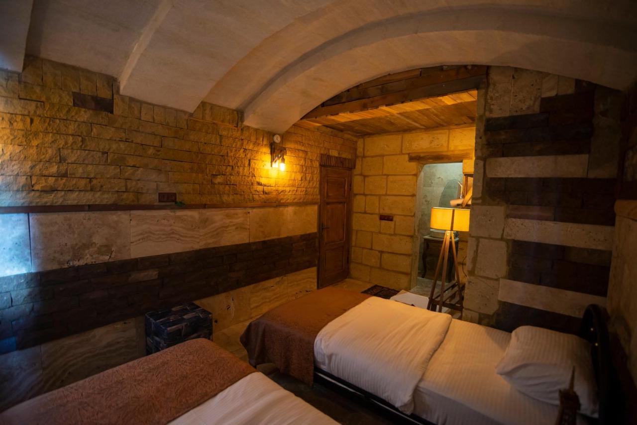 The Cave House Hotel Юргюп Екстериор снимка