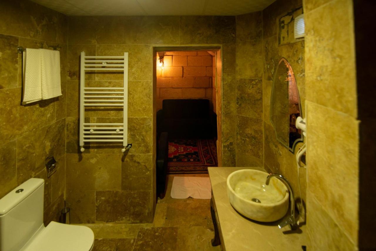 The Cave House Hotel Юргюп Екстериор снимка