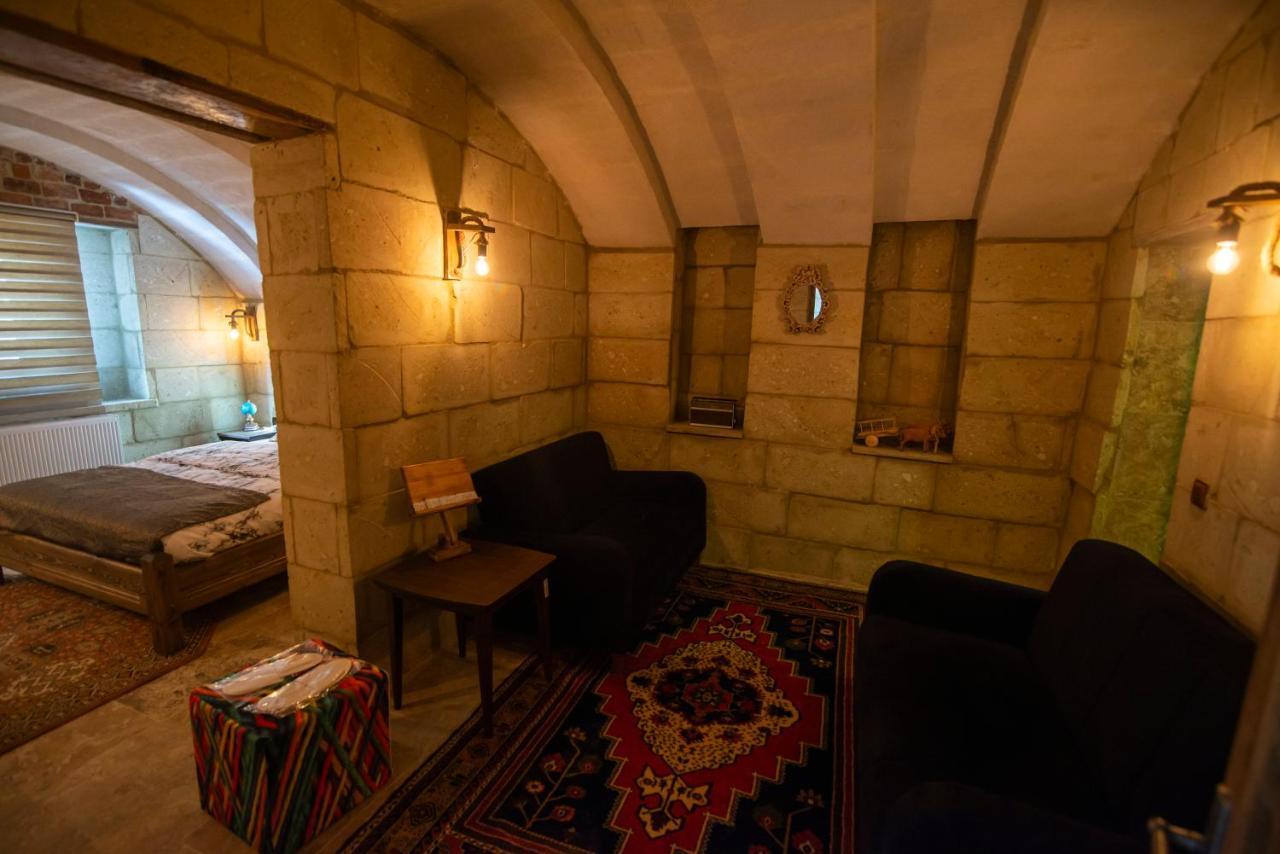 The Cave House Hotel Юргюп Екстериор снимка
