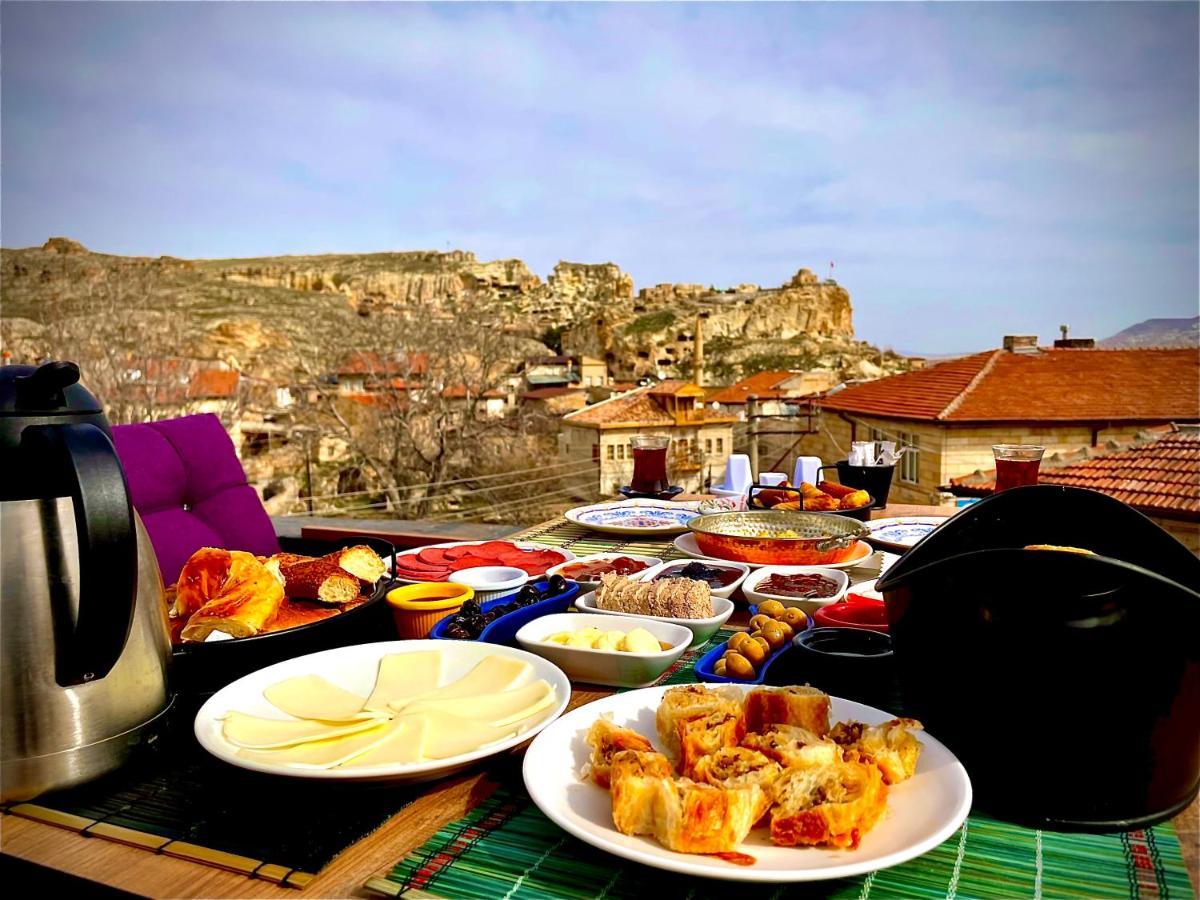 The Cave House Hotel Юргюп Екстериор снимка