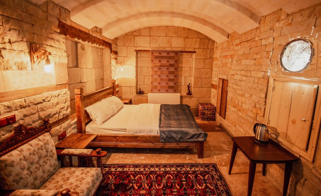 The Cave House Hotel Юргюп Екстериор снимка