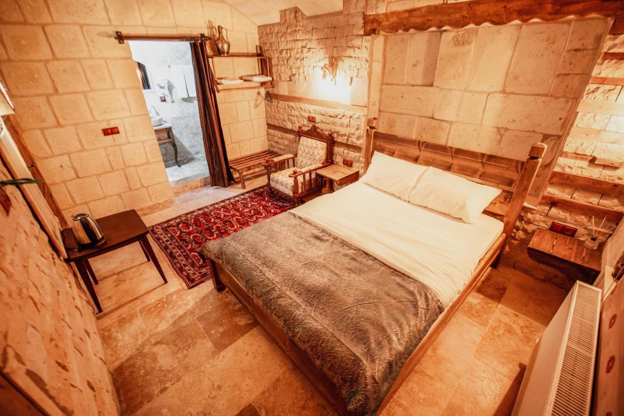 The Cave House Hotel Юргюп Екстериор снимка