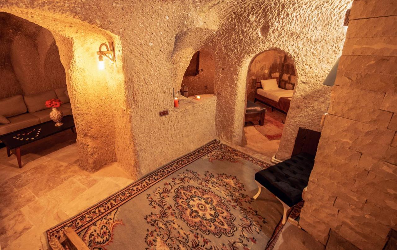 The Cave House Hotel Юргюп Екстериор снимка